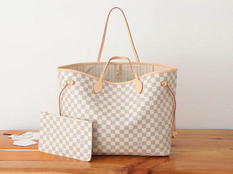 LV Shopping Bags